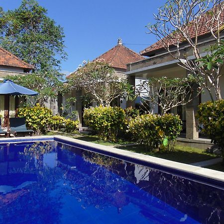 Baik Baik Homestay Pecatu Esterno foto