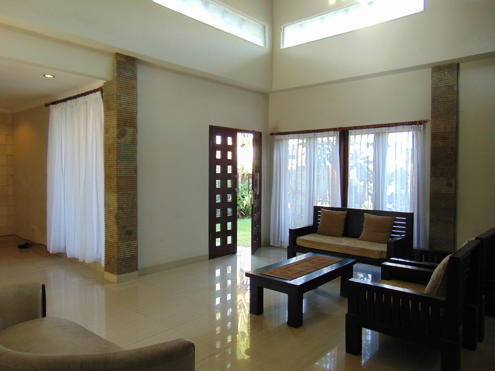 Baik Baik Homestay Pecatu Esterno foto