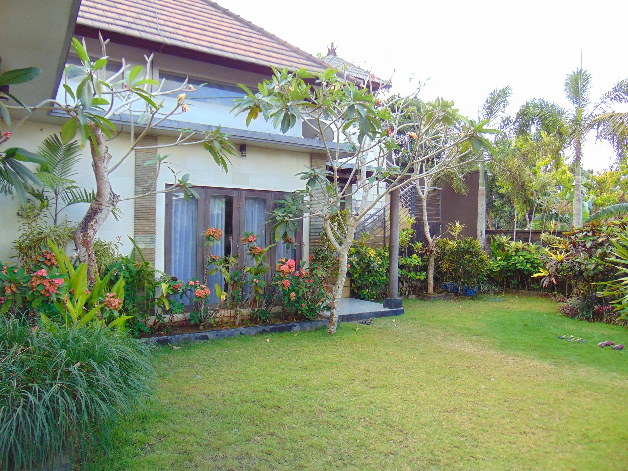 Baik Baik Homestay Pecatu Esterno foto